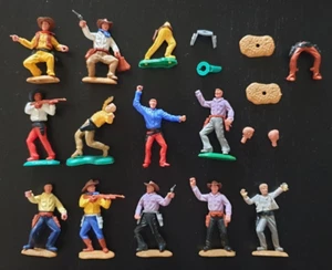 Lot of 12 Vintage Timpo Toys Willd West Cowboys 1 Mounted plus parts - Foto 1 di 12