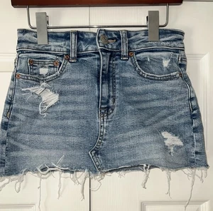 American Eagle Hi-Rise Mini Denim Jean Skirt Size 2 Distressed - Picture 1 of 11