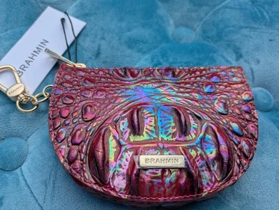 Nuevo con etiquetas Monedero Britt Sangría Ojo Frontal Vino Borgoña Iridiscente Arco Iris Foto 1 de 4