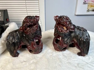 Set of 2 Foo Dogs Chinese Wood Dark Red Brown Feng Shui Solid Figures - Picture 1 of 9