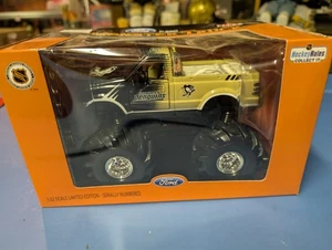 Pittsburgh Penguins Maßstab 1:32 F-350 Ford Diecast Monstertruck Neu in OVP #34/160 RAR - Bild 1 von 4