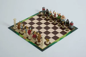 Plastoy Asterix und Obelix Schachspiel mit Kunststofffiguren OVP - Bild 1 von 24
