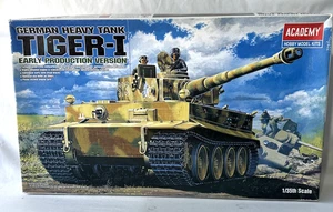 Academy 13239 WWII German Tiger I Tank with Full Interior 1/35 Scale Model - Picture 1 of 11