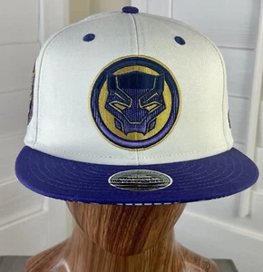 Lids Exclusive Black Panther Marvel/Avengers Embroidered Logo Fitted Hat 7 1/4 - Picture 1 of 6