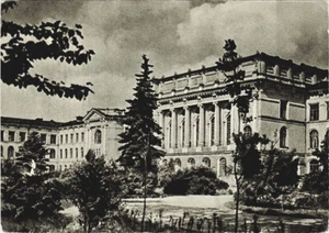 1959 Soviet IZOGIZ postcard POLYTECHNIC UNIVERSITY in Leningrad - Picture 1 of 2