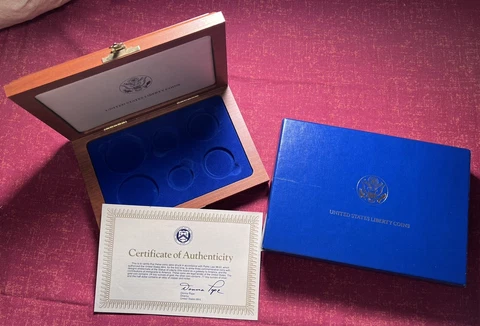 UNITED STATES LIBERTY COMMEMORATIVE 6 GOLD SILVER COIN SET WOOD BOX COA -NO COIN Cover