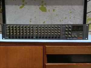 Fostex 2016 Line Mixer 16 Canali - Foto 1 di 6