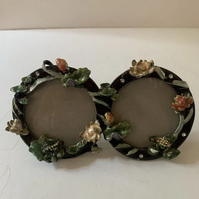 "Marco de fotos doble vintage de metal esmaltado ranas flores aberturas circulares 2-3/4""" Foto 1 de 4
