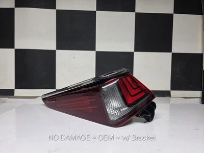 2019 2020 2021 2022 Lexus ES350 ES300h Left Taillight Used Oem w/ Bracket - Image 1 of 4