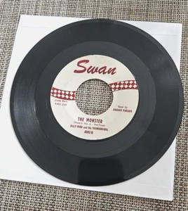 BILLY FORD AND THE THUNDERBIRDS - LA DEE DAH/THE MONSTER - SWAN RECORDS 45 - Picture 1 of 2