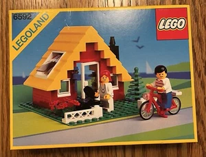 Sealed Vintage LEGO Vacation Cottage 6592 Legoland - Picture 1 of 15