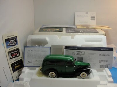 The Franklin Mint 1946 Chevrolet Suburban Camion Verde 1:24 Scala Die Cast - Immagine 1 di 4