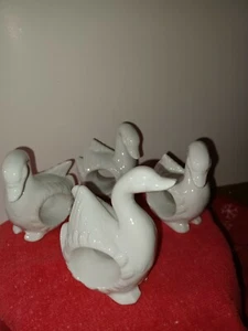 Set 4 anelli tovaglioli cigno porcellana bianca nuovi con scatola - Foto 1 di 9