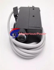 1Pcs For DATALOGIC Color Mark Sensor TL80-011 SV2227 10-30VDC - Picture 1 of 2