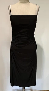 Laundry by Shelli Segal kleines schwarzes Kleid Größe 6 geraffte Seiten ausgeschnittener Rücken - Bild 1 von 10