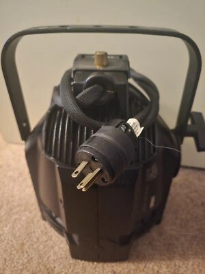 ETC Source Four Par Stage Light with Lens - Image 1 of 4