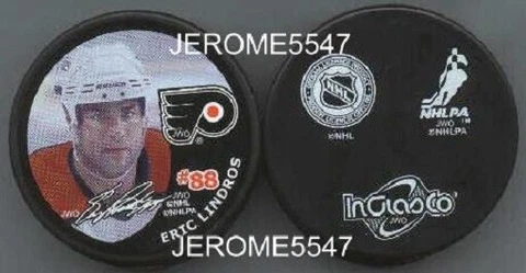 PHILADELPHIA FLYERS ERIC LINDROS Color Player PUCK - #BGL Cover