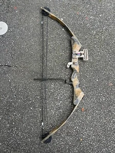 Browning Micro Midas Compound Bow Youth RH 15-45 Weight Made In USA Camo - Picture 1 of 12