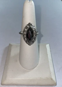 Vintage AVON Gunmetal Gray Silver Tone Ornate Metal Ring Size 6-7.5 Adjustable - Imagen 1 de 6
