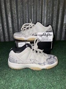 Talla 5.5 (GS) - Jordan 11 Retro Piel de Serpiente Hueso Baja Luz - Usado - ENVÍO RÁPIDO - Imagen 1 de 12
