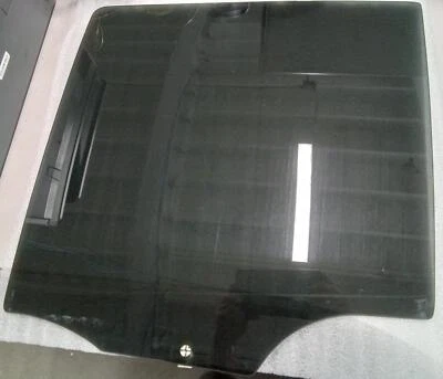 Used Rear Right Door Glass Rear Fits: 2000 Mercedes-Benz Mercedes Ml-Class 163 T - Image 1 of 4