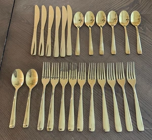 Cubiertos de oro de acero inoxidable Cambridge de 24 piezas - Imagen 1 de 6