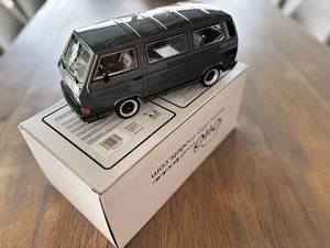 VW Porsche B32 T3 - Otto OT327 - Ottomobile 1:18 1/18 anthrazit silber VW T3 Bus - Bild 1 von 3