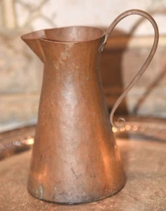 Antique Primitive Arts & Crafts Hammered Hand Raised Copper Pitcher Ewer 6.75"H - Picture 1 of 11
