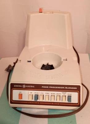 GE Food Processor D1FP2-4202 Base Motor, Partially Works-READ DESC. - Image 1 of 2