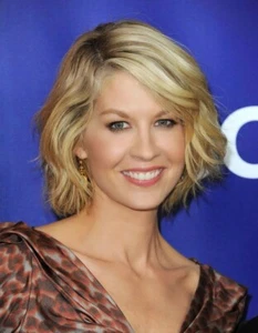 Jenna Elfman Glossy 8X10 Photo Picture Print Image A - Picture 1 of 1
