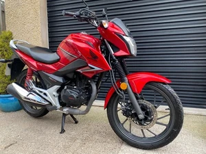 2018 Honda CB 125F very good condition low miles - Picture 1 of 10