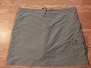 PATAGONIA GOLF SKIRT SKORTS GRAY NYLON BLEND CARGO POCKET WOMEN'S SIZE 12 - Picture 1 of 6