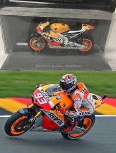 NEUF 1/18 Moto Altaya MARQUEZ 2013 HONDA RC213V REPSOL WORLD CHAMPION MOTOGP #93 - Imagen 1 de 1