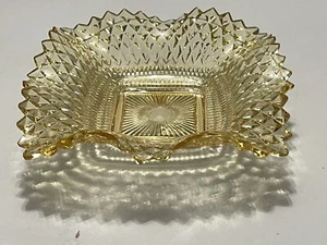 VINTAGE GLASS AMBER DIAMOND POINT CANDY DISH - SQUARE 7"x7" NO CHIPS - Picture 1 of 3