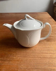 Rare Vintage Royal Doulton White Fine Bone China Profile Hotel Teapot Nouveau - Picture 1 of 10