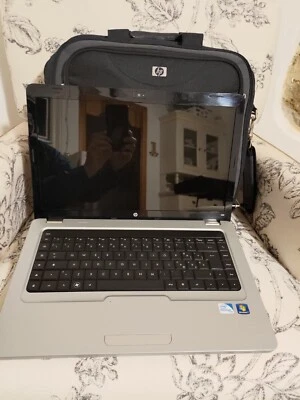 HP NOTEBOOK 15,6" ARGENTO INTEL PENTIUM WINDOWS 10 (OCCASIONE) - Immagine 1 di 4