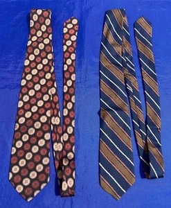 Pair of Classic PIERRE CARDIN Silk Ties - Picture 1 of 10