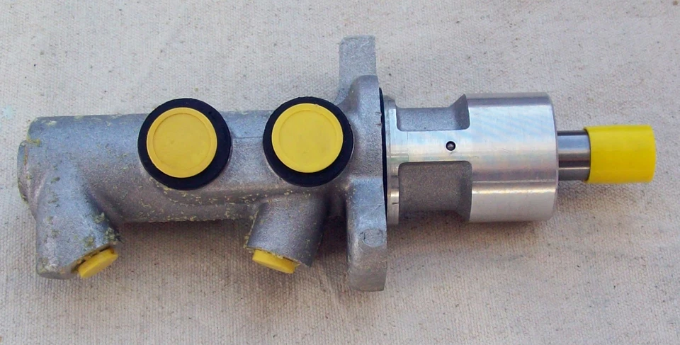 PEX 34 31 1 162 915 - Cilindro maestro de freno Foto 1 de 1