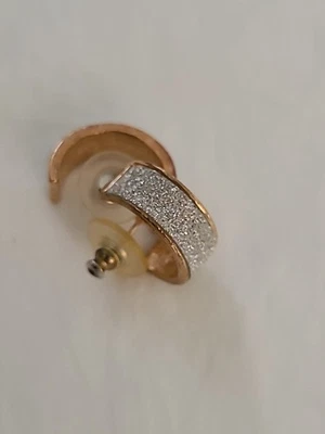 Pendientes de aro de oro rosa con polvo de estrellas de plata fina tamaño 3/4 "de una pulgada Foto 1 de 4