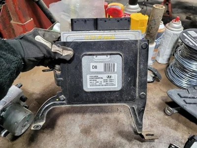 Módulo de control electrónico ECM del motor 2,4 L VIN 4 híbrido compatible con 11-15 SONATA 2051835 Foto 1 de 4