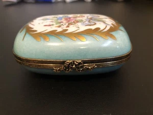 Vintage Limoges Peint Main Porcelain Floral Rectangular Trinket Box Signed - Picture 1 of 8