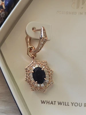 Pendientes Bomb Party Septiembre 2025 ER42534 'Terciopelo Promesas' Oro Rosa Foto 1 de 4