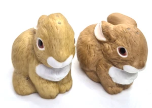 Juego de 2 saleros y pimenteros de cerámica con conejito conejo con tapones blanco tostado LINDOS - Imagen 1 de 13