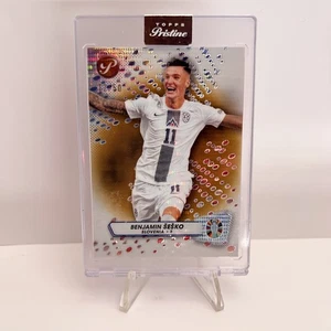 2023 Topps Pristine Road To Euro 2024 Benjamin Sesko Gold Refractor /50 Slovenia - Bild 1 von 2