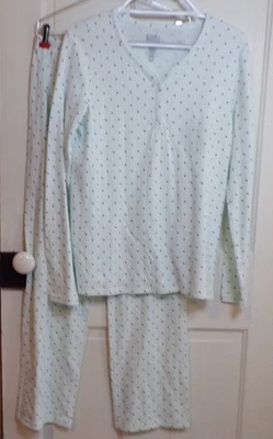 Women's Croft & Barrow Aqua 2 Piece Pajama Pants Long Sleeve Shirt Set Size M - Image 1 of 4