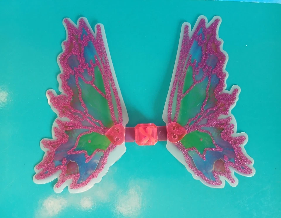 "WINX" ali per Bambola "Bloom" "Mythix Fairy", 2015  materiale plastica. - Immagine 1 di 4