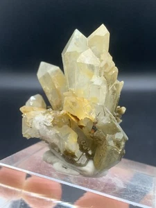 208 Carats Brookite With Chlorine Cluster From Baluchistan. - Picture 1 of 12