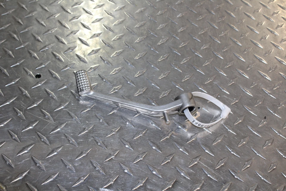 Kawasaki Ninja ZX14R ZX1400E 2012 juego trasero derecho pedal de freno Foto 1 de 1