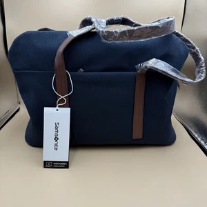 Samsonite Virtuosa Weekender Duffle Bag in Navy #149197-1596 NWT - Picture 1 of 5