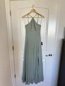 Lulu’s salbeigrün Faux Neckholder Maxikleid Größe Small Neu mit Etikett - Bild 1 von 5